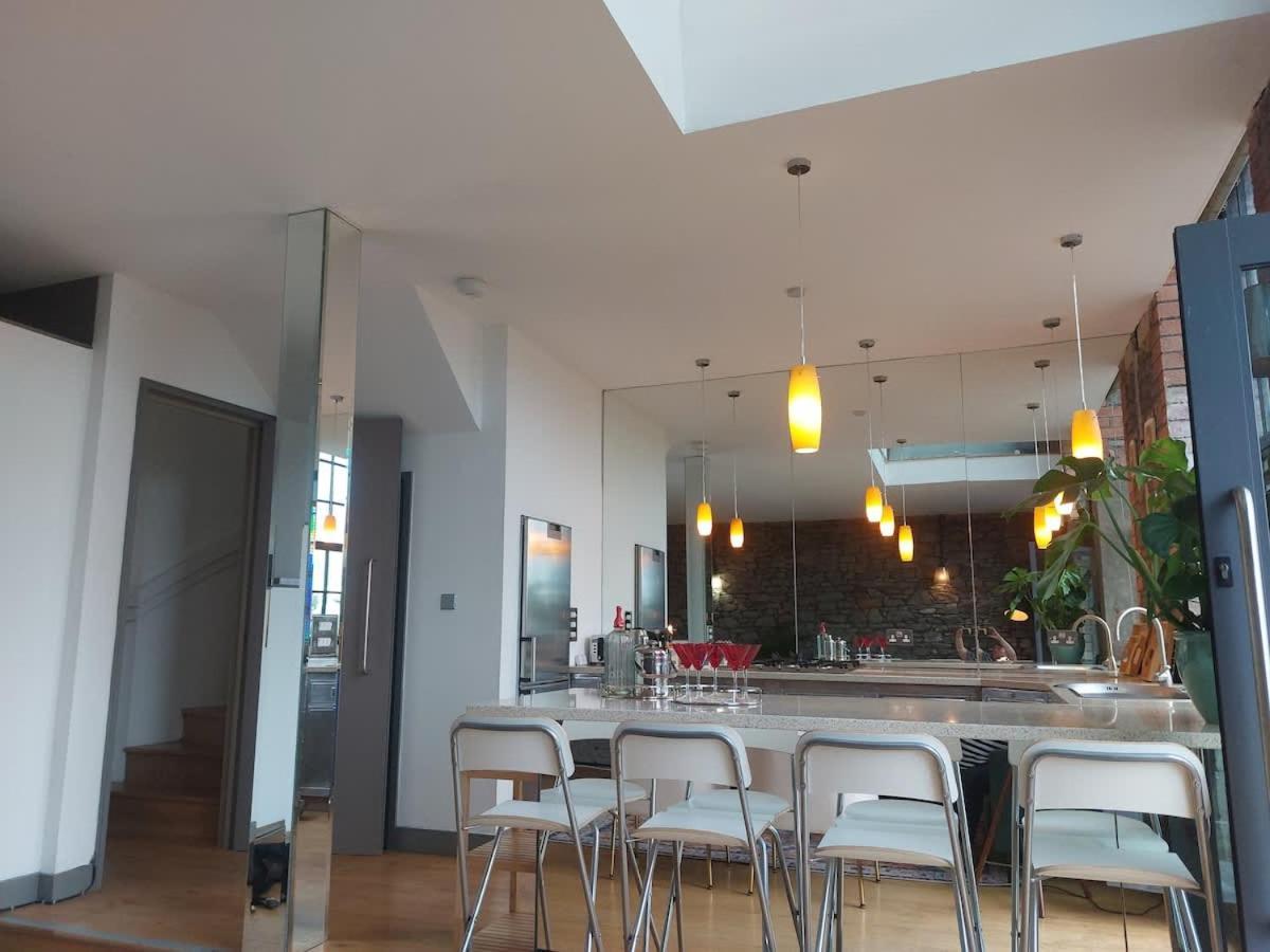 Converted Factory Loft Apartment Bristol Kültér fotó